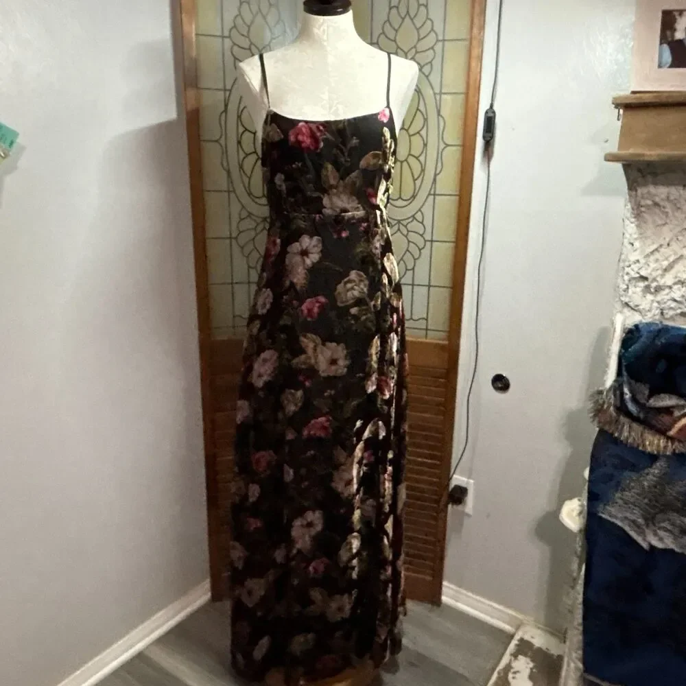 Olia Adjustable Strap Velvet Floral Burnout Whimsigoth Fairy Maxi Dress Size M - Picture 2 of 16